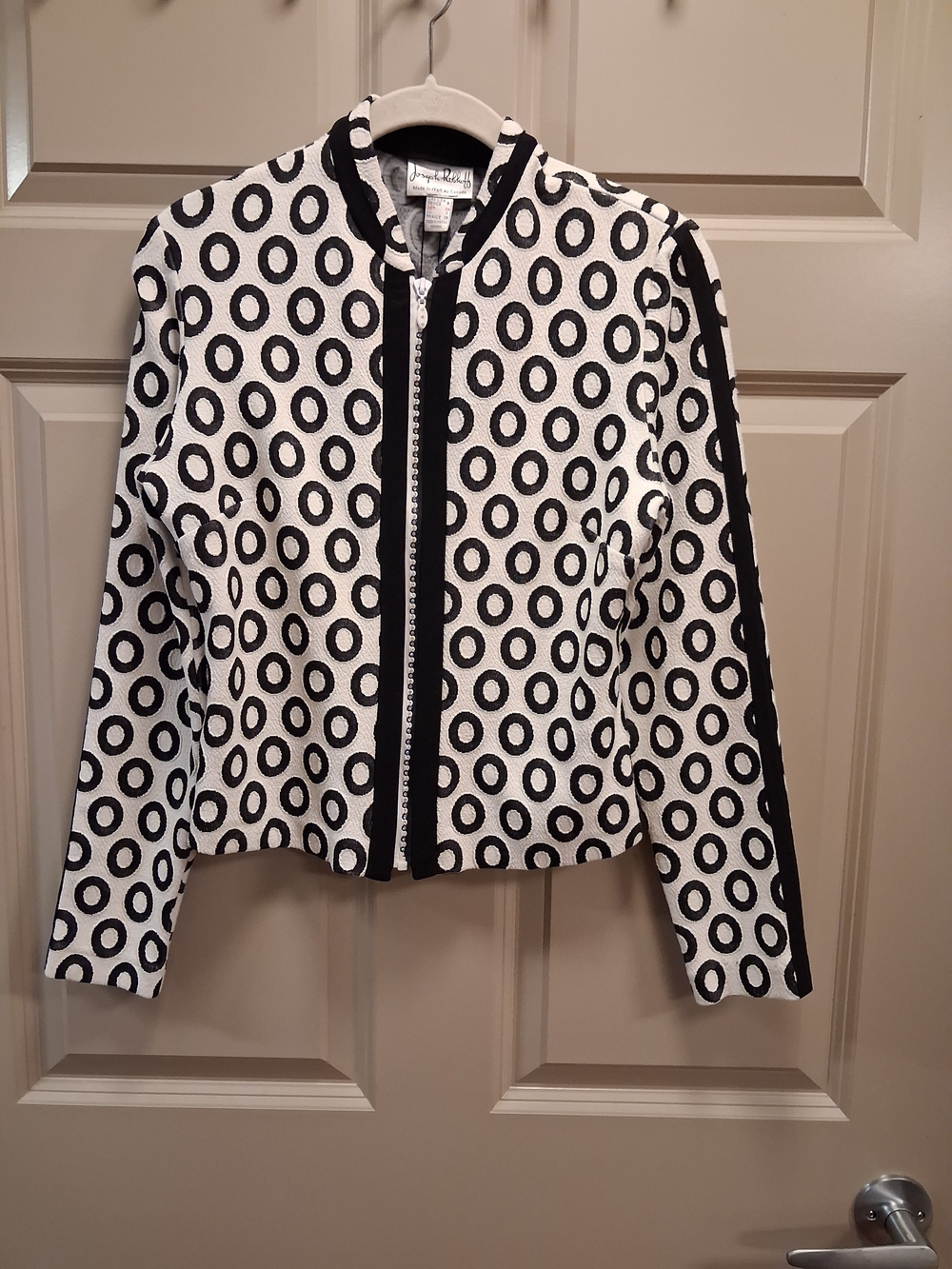 Joseph Ribkoff Black & White Textured  Circle-Print Zip Blazer Size 6